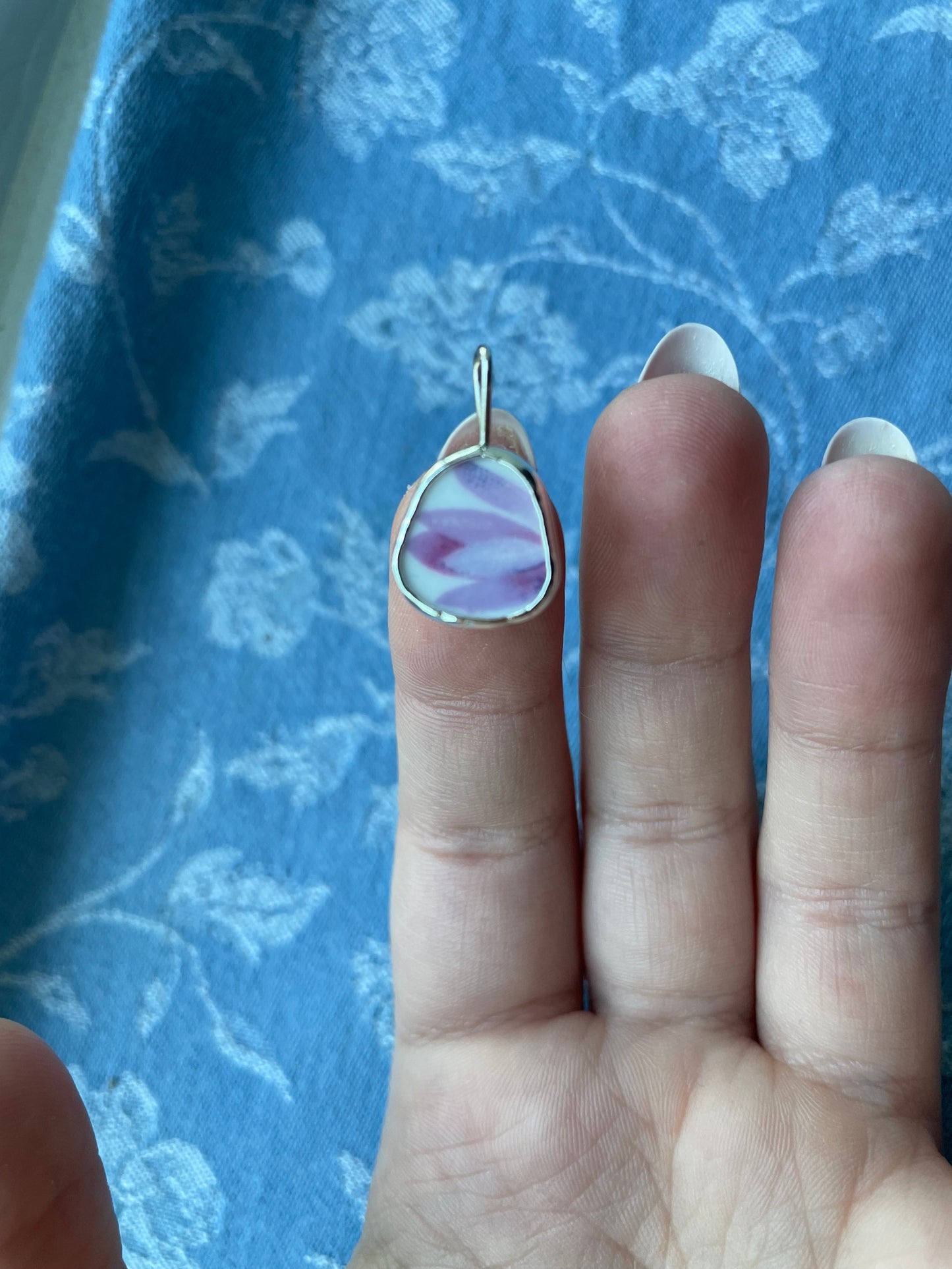 Floral pottery pendant (no chain)