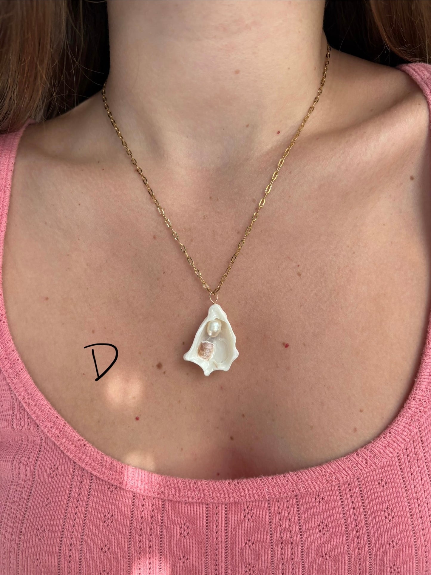 Dainty oyster pendant