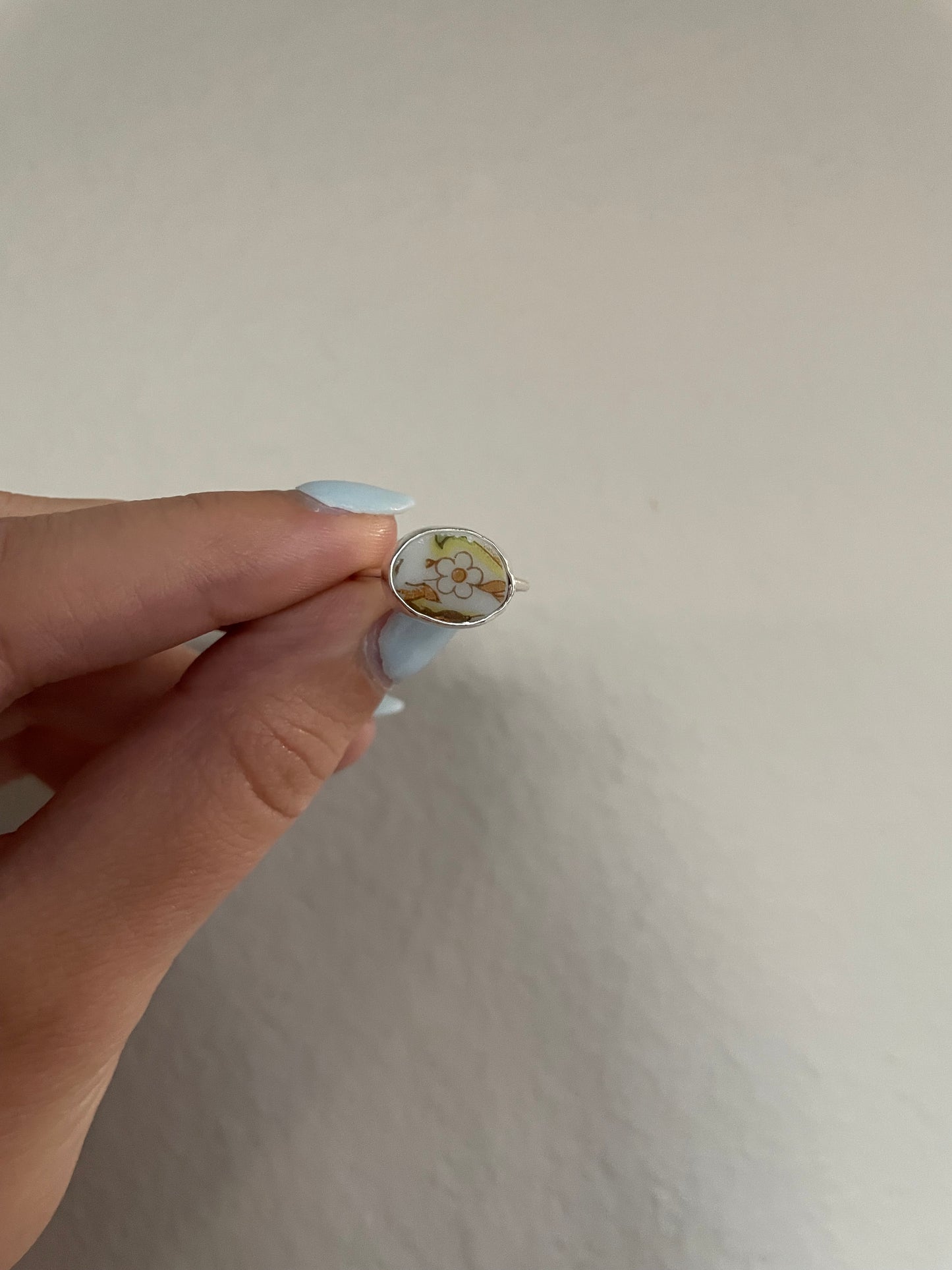 Daisy Pottery Ring (size 6)