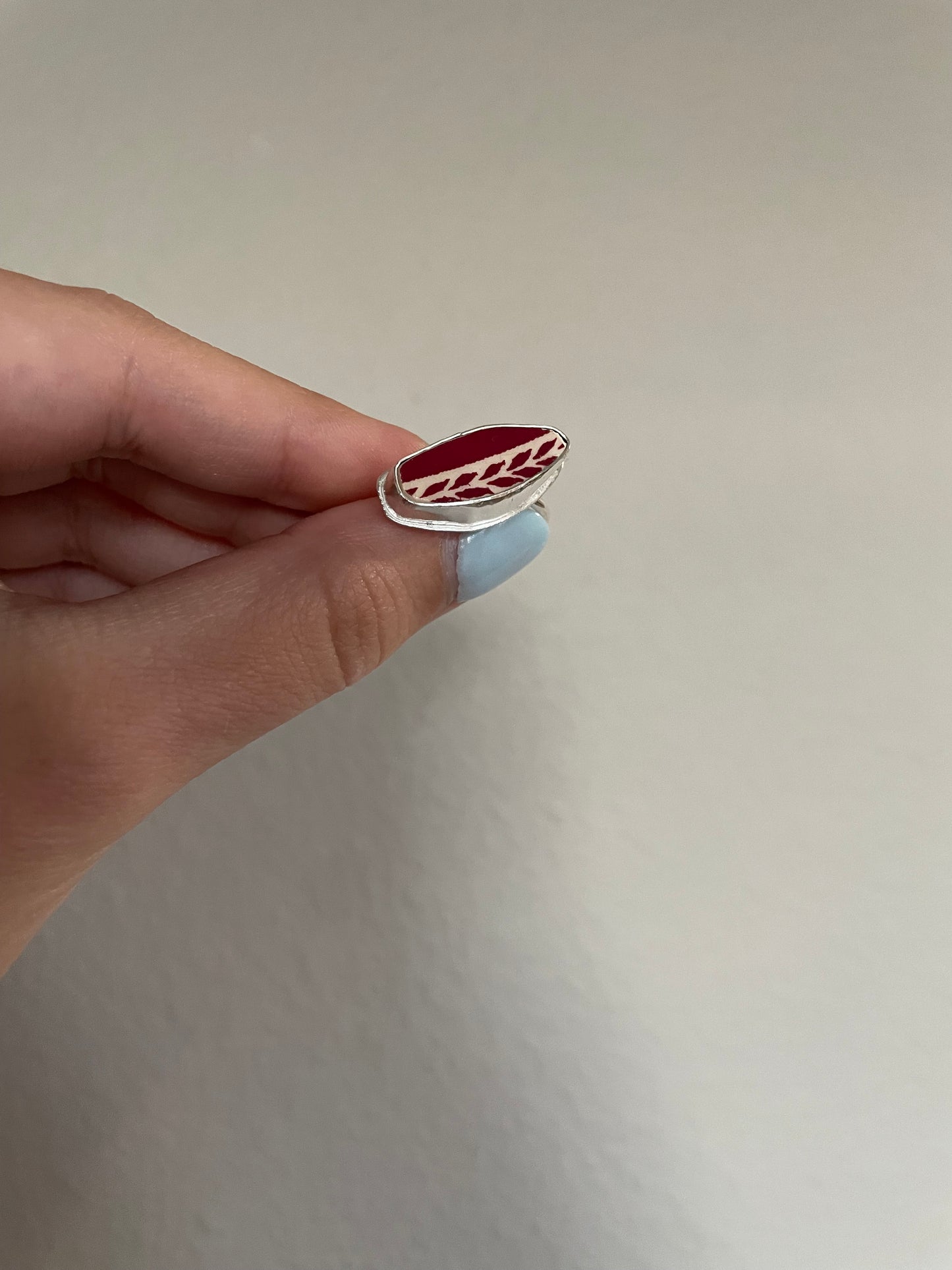 Maroon Surfboard Pottery Ring (size 7)