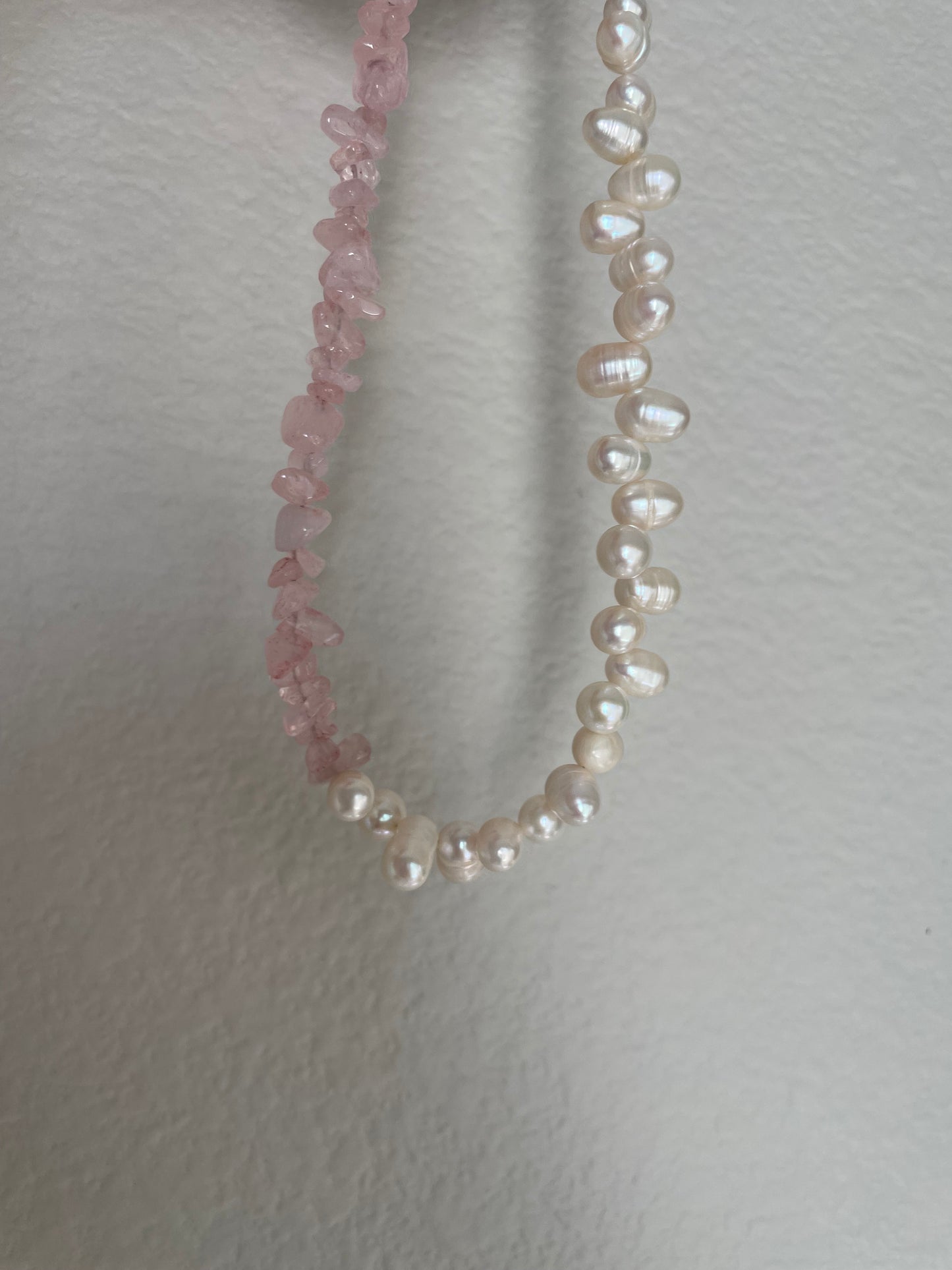 Rose quartz/freshwater pearl
