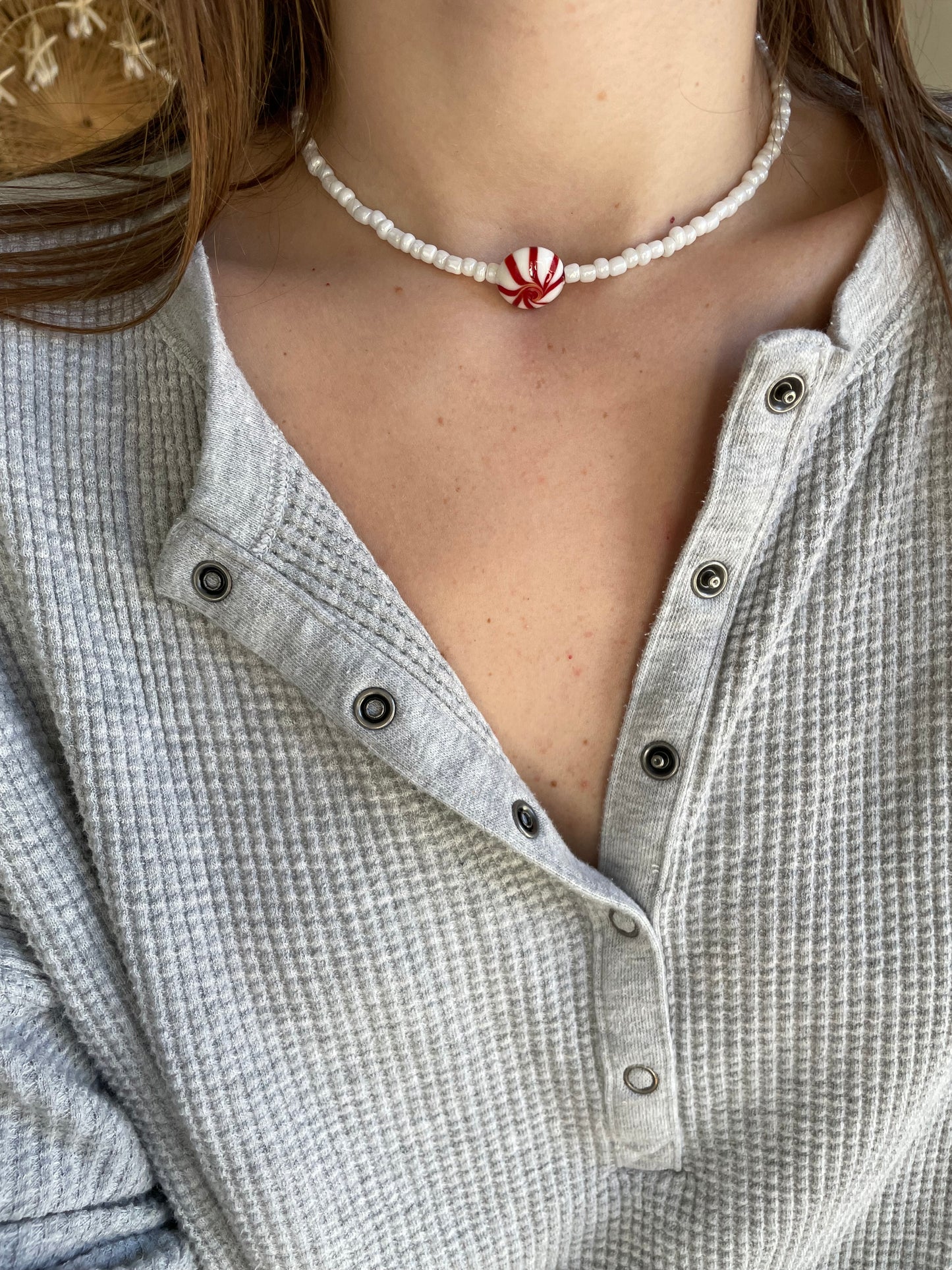 Peppermint choker