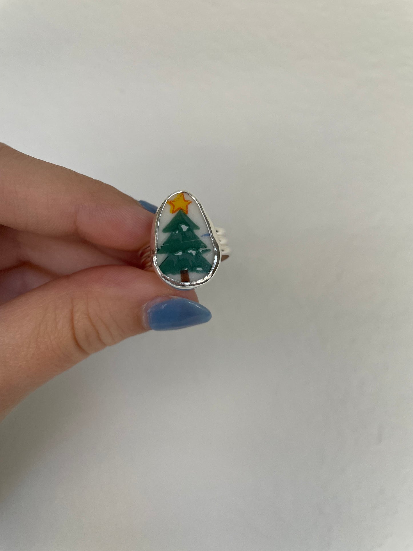 Christmas Tree ring (s7.75)