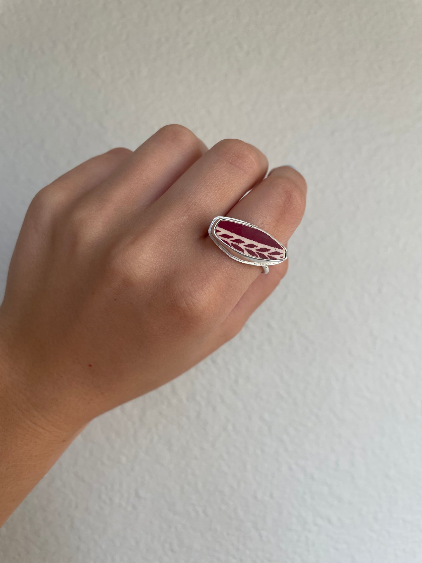 Maroon Surfboard Pottery Ring (size 7)